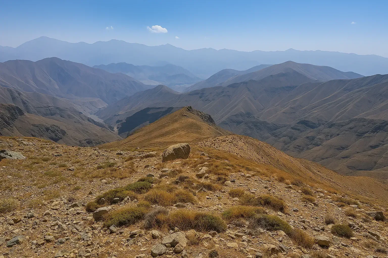 کوهپیمایی قله آبک