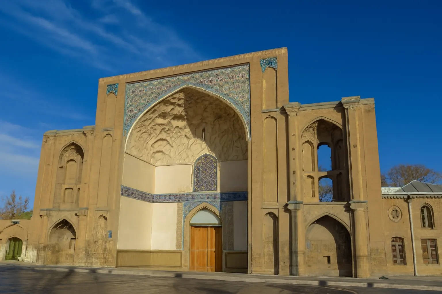 شهرگردی و طبیعت‌گردی قزوین