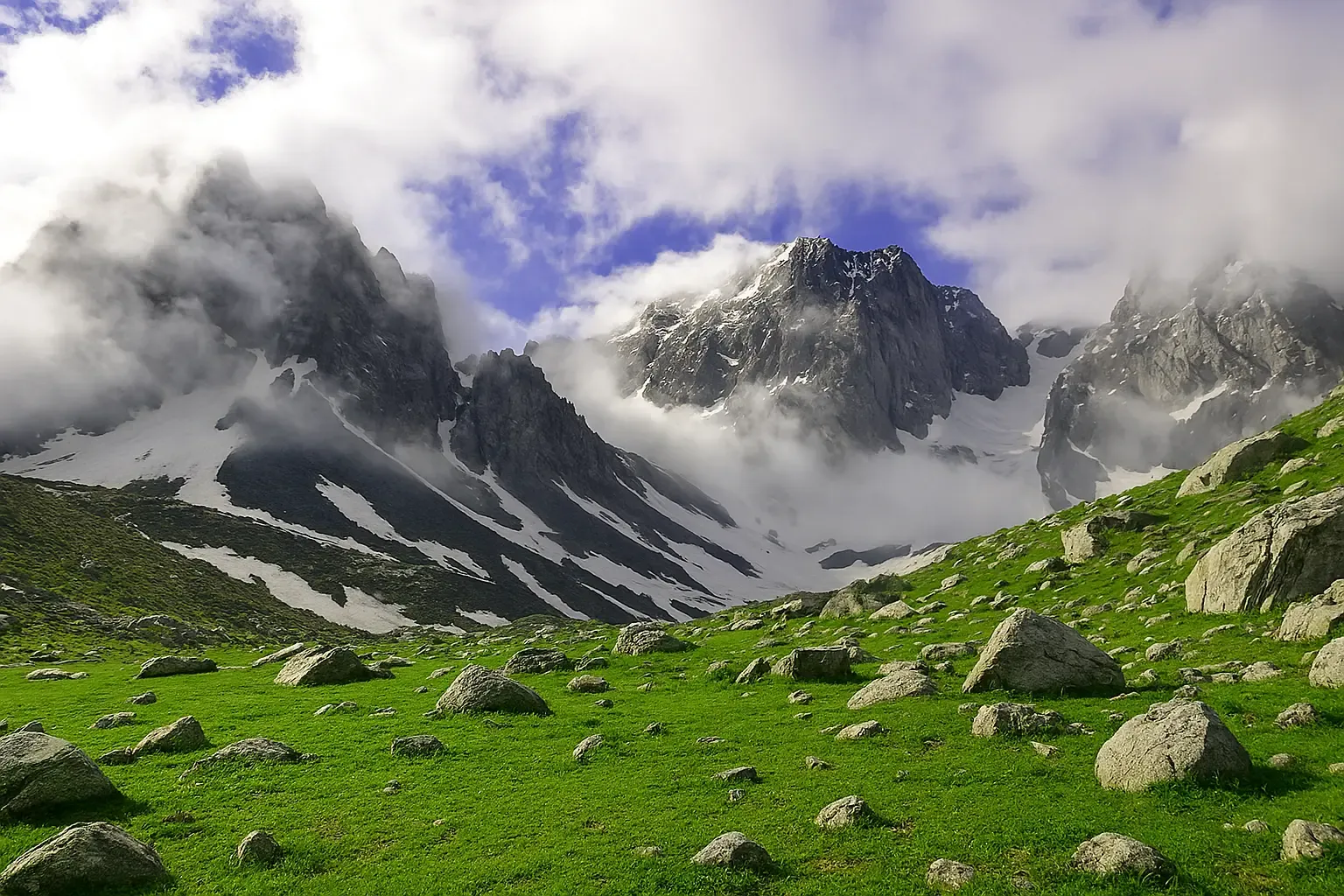 سفر به ترکیه و صعود قله کاچ کار و ارجیس