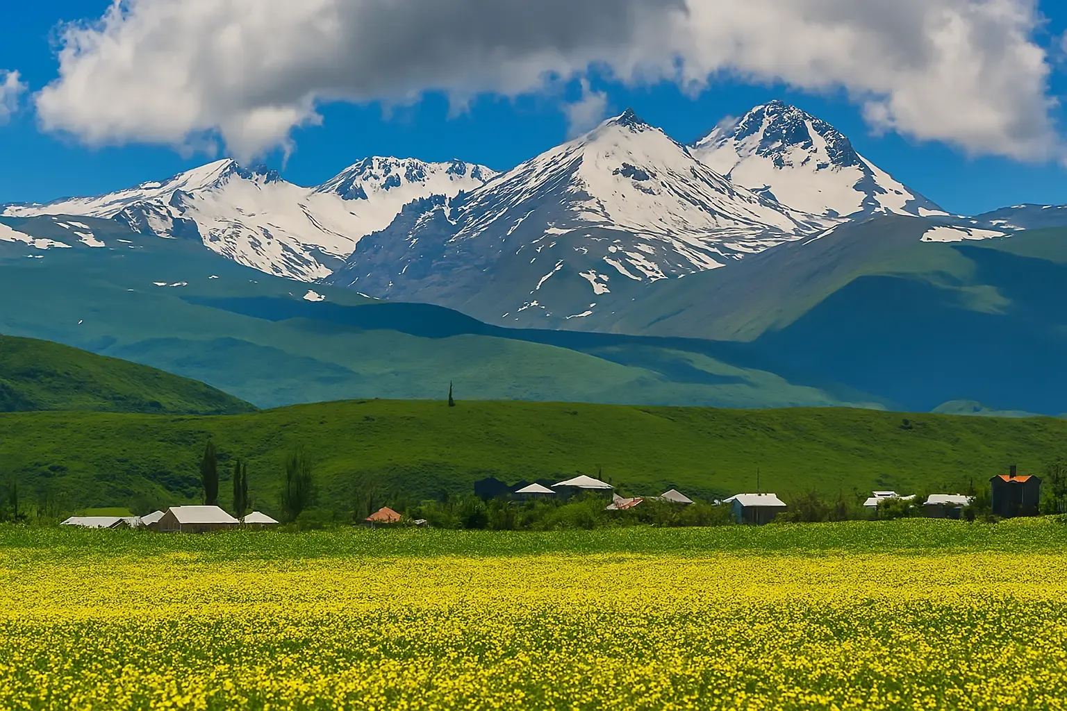 صعود قله آراگاتس و گشت ارمنستان