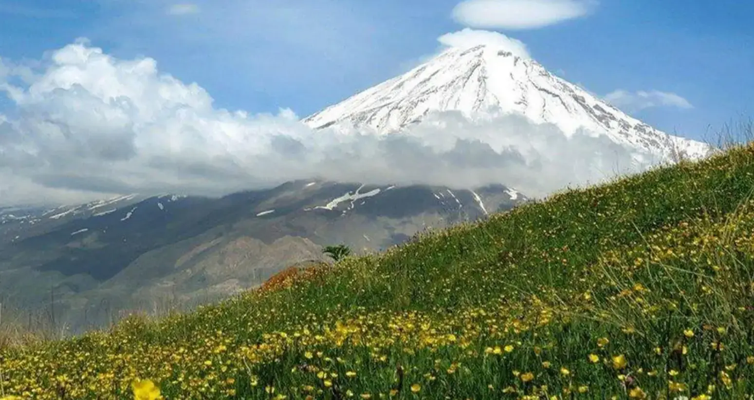 قله زیبای دماوند