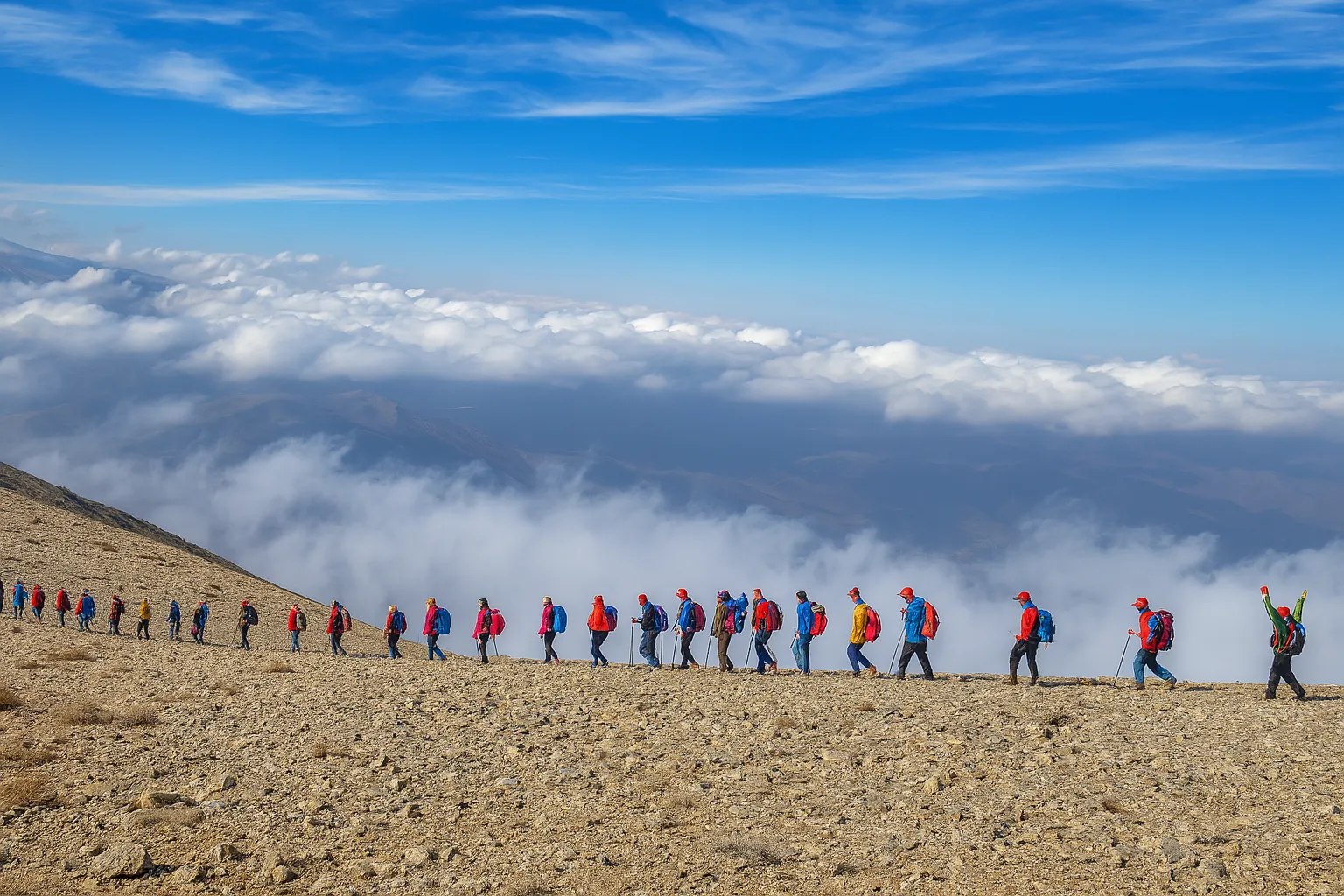 صعود قله سرخنی ورسک