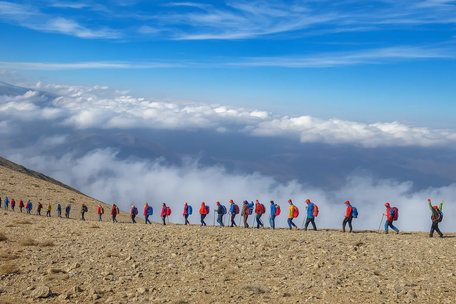 صعود به دو قله واریش