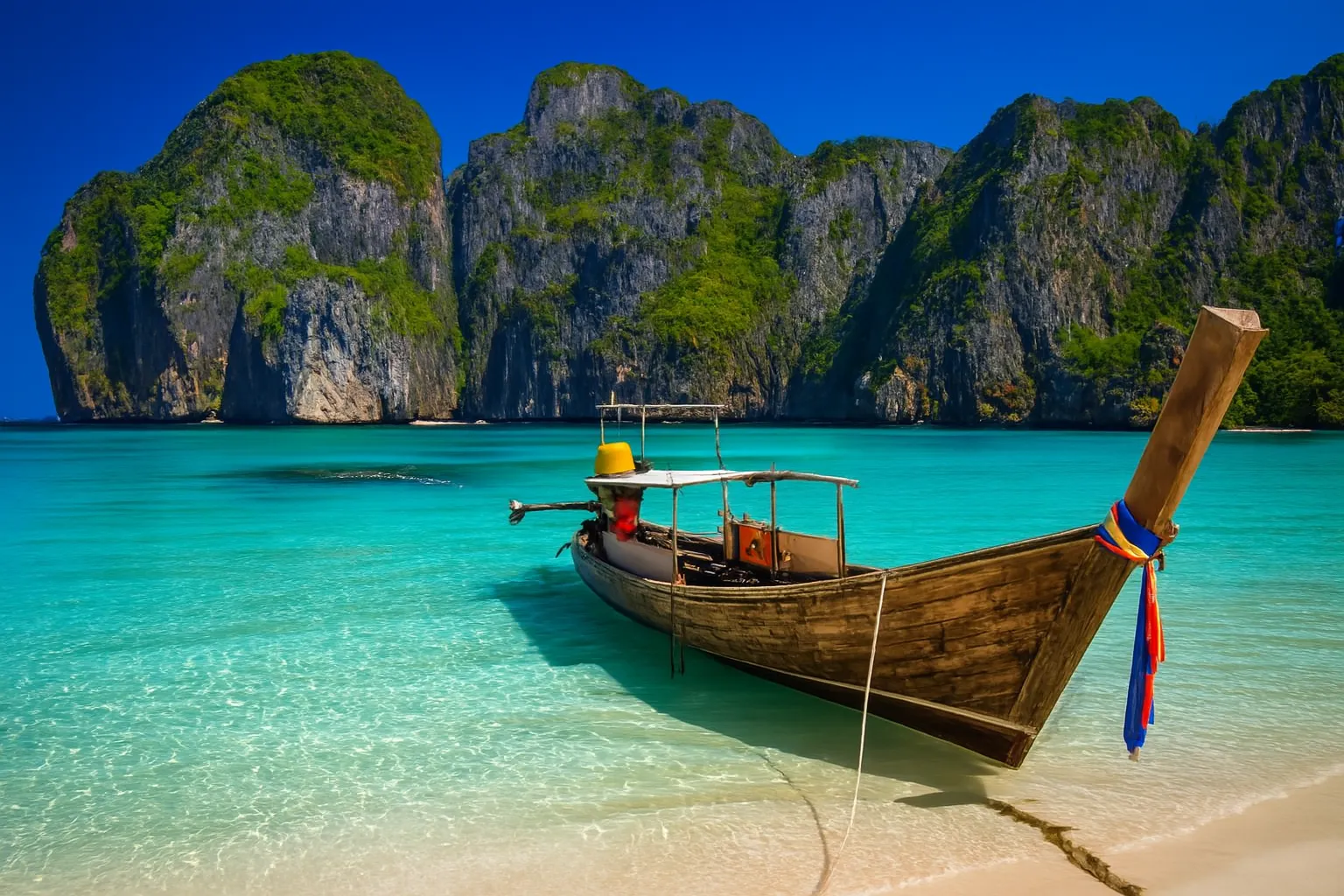 تور پوکت و فی فی